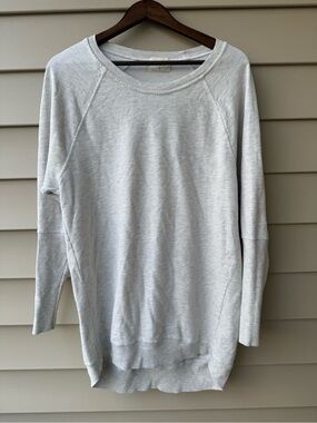 t.la Anthropologie Cream Gray Long Sleeve Tunic Sweatshirt Top XS